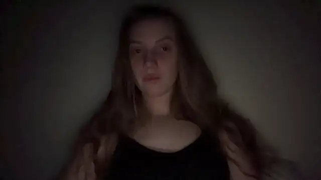 Snapshot of Ella-82 chatting on 02/28/25, 02:53 Ella-82 online show from 02/28/25, 02:53