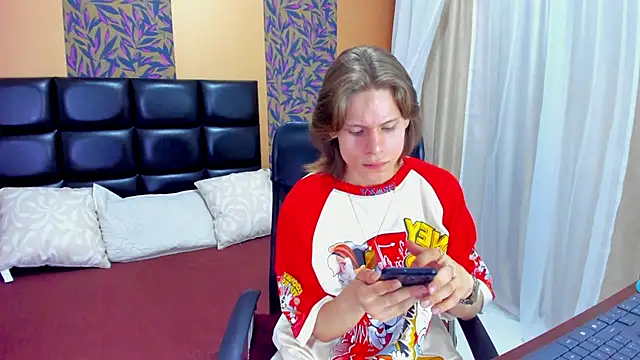 blondie lover69 online show from 02/04/25, 07:33