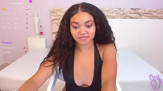 Snapshot of JasmineRose7 chatting on 02/25/25, 07:42 JasmineRose7 online show from 02/25/25, 07:42