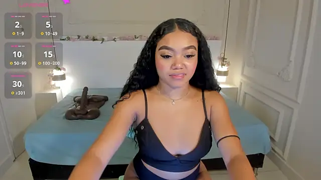 Snapshot of JasmineRose7 chatting on 09/11/25, 12:05 JasmineRose7 online show from 09/11/25, 12:05