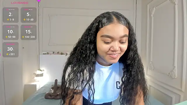 Snapshot of JasmineRose7 chatting on 09/13/25, 12:27 JasmineRose7 online show from 09/13/25, 12:27