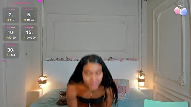 Snapshot of JasmineRose7 chatting on 09/27/25, 12:43 JasmineRose7 online show from 09/27/25, 12:43