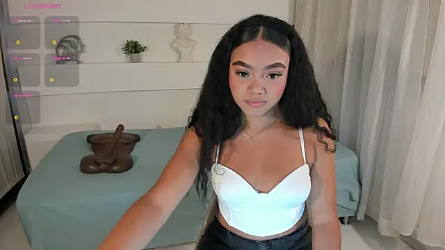 Snapshot of JasmineRose7 chatting on 10/11/25, 01:20 JasmineRose7 online show from 10/11/25, 01:20