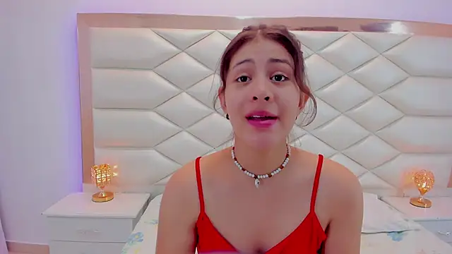 MiaQueen021 online show from 01/18/25, 12:15