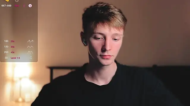 Snapshot of Calvin_Polanski chatting on 09/30/25, 06:13 Calvin Polanski online show from 09/30/25, 06:13