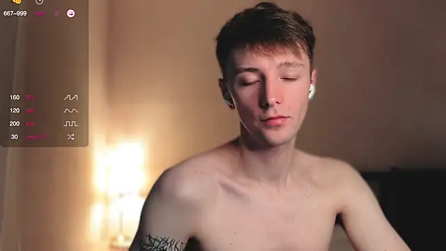 Snapshot of Calvin_Polanski chatting on 10/05/25, 05:17 Calvin Polanski online show from 10/05/25, 05:17