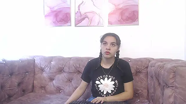 Kim Lennon online show from 02/15/25, 11:28