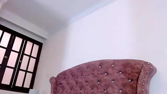 Kim Lennon online show from 02/24/25, 01:10