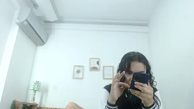 Kim Lennon online show from 03/20/25, 12:32