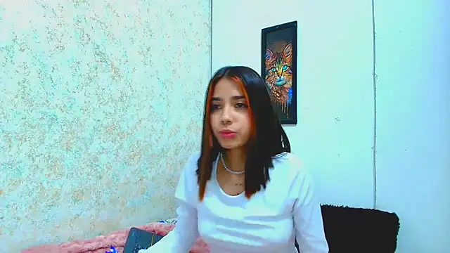 Snapshot of Rousse_violett chatting on 03/05/25, 11:27 Rousse violett online show from 03/05/25, 11:27