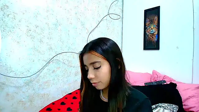 Snapshot of Rousse_violett chatting on 03/14/25, 09:32 Rousse violett online show from 03/14/25, 09:32