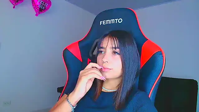 Snapshot of Rousse_violett chatting on 09/29/25, 09:30 Rousse violett online show from 09/29/25, 09:30