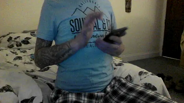 Snapshot of allnaked00 chatting on 02/16/26, 11:34 allnaked00 online show from 02/16/26, 11:34