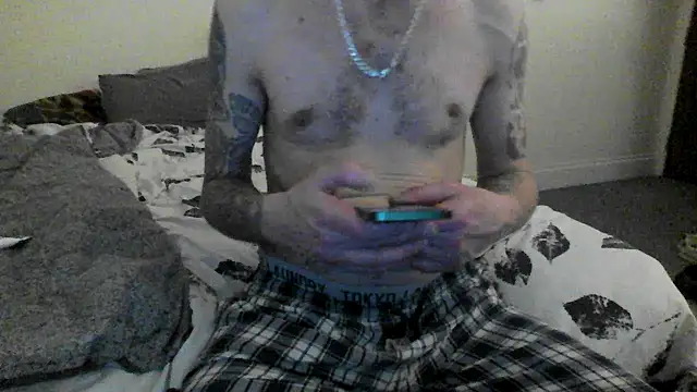 Snapshot of allnaked00 chatting on 02/26/26, 01:26 allnaked00 online show from 02/26/26, 01:26