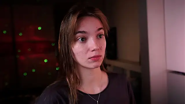 Snapshot of ileanacampbe chatting on 10/16/25, 04:13 ileanacampbe online show from 10/16/25, 04:13