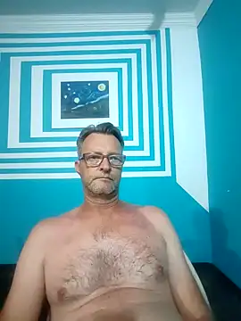 itsmeyes69 online show from 01/26/25, 08:34