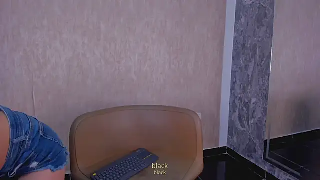 StefanyRousse online show from 10/15/25, 11:32