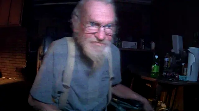 Aldick68 online show from 11/18/25, 03:34