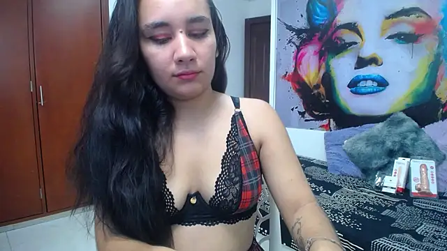 Snapshot of Maylin_horny19 chatting on 02/09/26, 07:18 Maylin horny19 online show from 02/09/26, 07:18