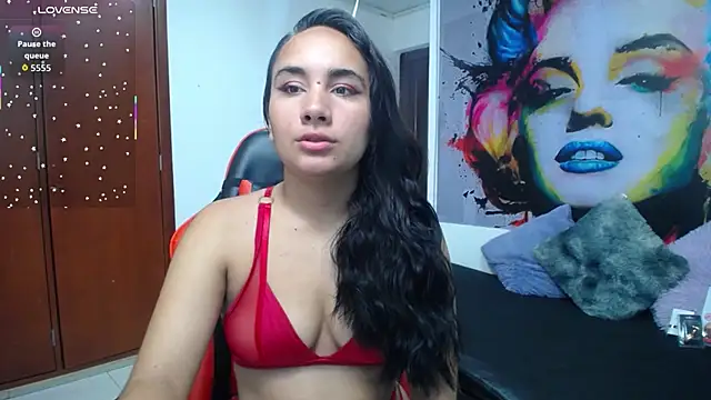Snapshot of Maylin_horny19 chatting on 02/16/26, 09:33 Maylin horny19 online show from 02/16/26, 09:33