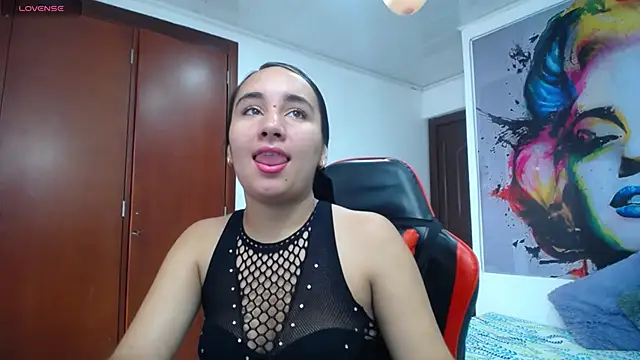 Snapshot of Maylin_horny19 chatting on 02/21/26, 07:15 Maylin horny19 online show from 02/21/26, 07:15