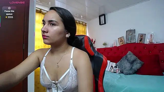 Snapshot of Maylin_horny19 chatting on 03/18/26, 06:55 Maylin horny19 online show from 03/18/26, 06:55