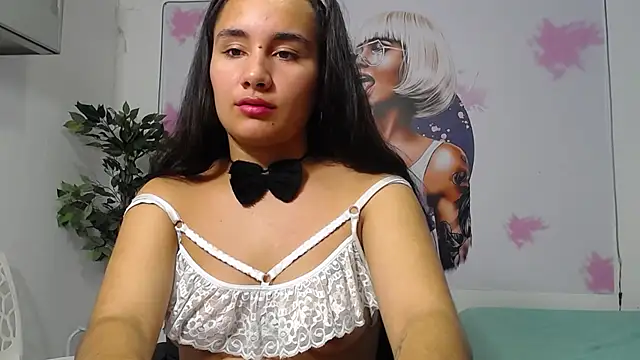 Snapshot of Maylin_horny19 chatting on 04/21/26, 01:42 Maylin horny19 online show from 04/21/26, 01:42