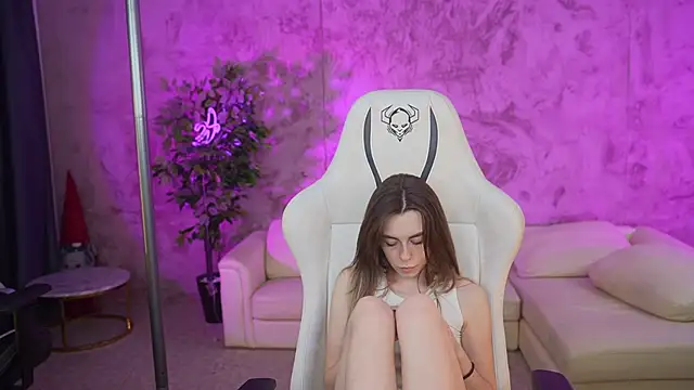 Lika Secret  online show from 01/26/25, 10:46
