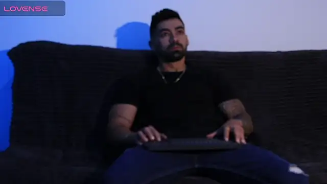 soymike1  online show from 01/24/25, 11:37