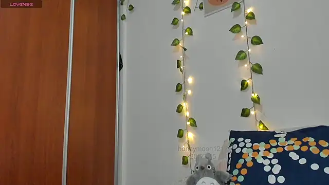 Snapshot of lemtosh chatting on 03/21/25, 11:56 lemtosh online show from 03/21/25, 11:56