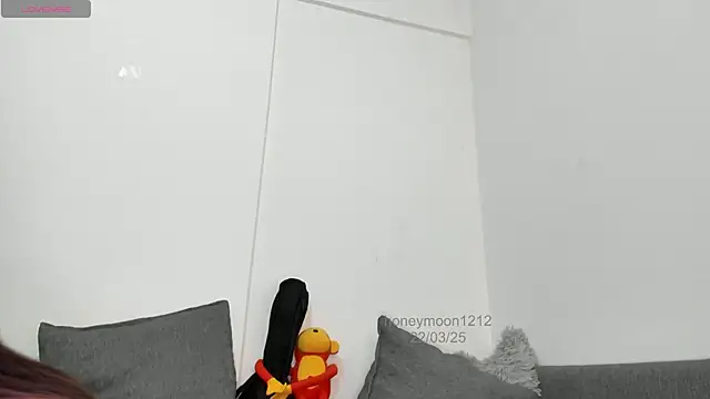 Snapshot of lemtosh chatting on 03/22/25, 11:20 lemtosh online show from 03/22/25, 11:20