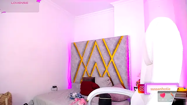 SussanHottye1  online show from 10/04/25, 11:30