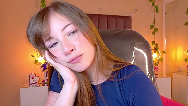 Dahlia Rousse online show from 07/08/26, 05:34