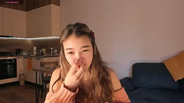 Snapshot of mirann chatting on 02/21/25, 03:01 mirann online show from 02/21/25, 03:01