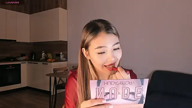 Snapshot of mirann chatting on 03/15/25, 01:29 mirann online show from 03/15/25, 01:29