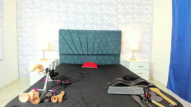 SalomeSimonz online show from 09/27/25, 07:41