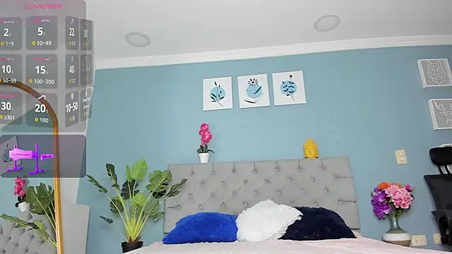 Snapshot of Camerun_n_Damian chatting on 10/27/25, 01:09 Camerun n Damian online show from 10/27/25, 01:09