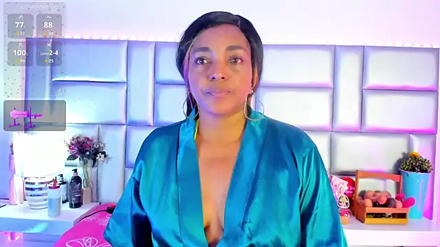 LovelyNickii online show from 05/11/26, 04:48