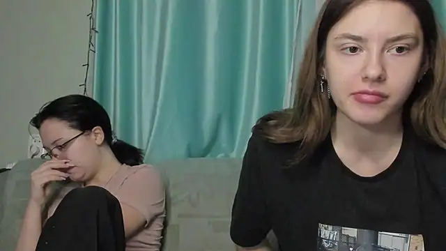 Snapshot of honey_love_honeyy chatting on 01/13/25, 07:53 honey love honeyy online show from 01/13/25, 07:53