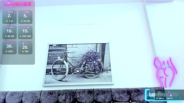 Snapshot of Elise-Leyton chatting on 02/28/25, 07:14 Elise-Leyton online show from 02/28/25, 07:14