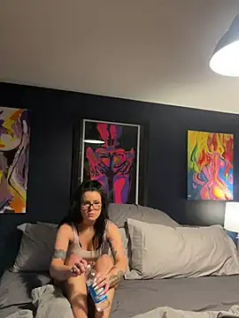 Snapshot of GETxxxFUCKED chatting on 01/22/25, 04:34 GETxxxFUCKED online show from 01/22/25, 04:34