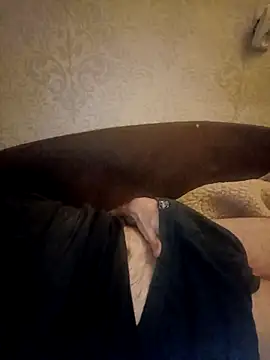 Lukas2204 online show from 10/27/25, 09:52