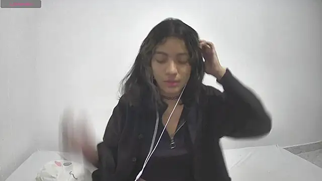 Lovelyamyy online show from 01/15/25, 06:33