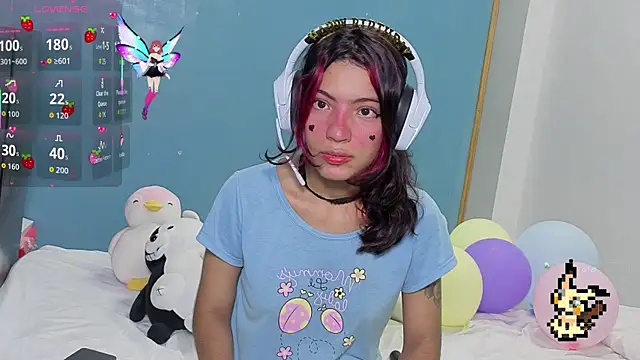 Snapshot of Lovelyamyy chatting on 09/19/25, 03:45 Lovelyamyy online show from 09/19/25, 03:45