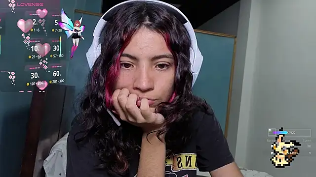 Snapshot of Lovelyamyy chatting on 10/16/25, 06:03 Lovelyamyy online show from 10/16/25, 06:03