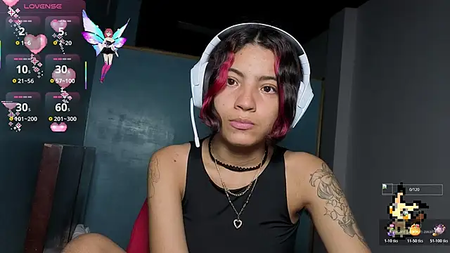 Snapshot of Lovelyamyy chatting on 10/21/25, 06:36 Lovelyamyy online show from 10/21/25, 06:36