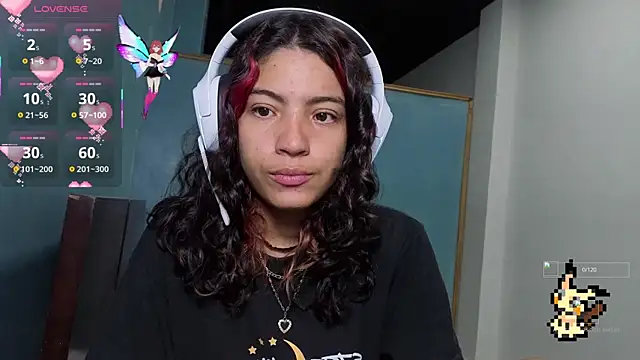 Snapshot of Lovelyamyy chatting on 10/22/25, 01:55 Lovelyamyy online show from 10/22/25, 01:55