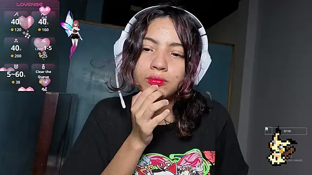 Snapshot of Lovelyamyy chatting on 11/07/25, 01:11 Lovelyamyy online show from 11/07/25, 01:11