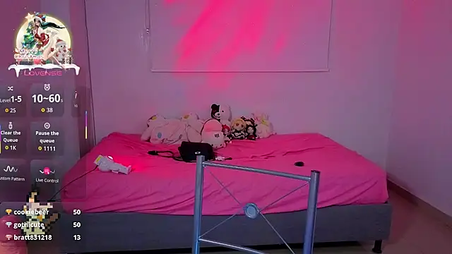 Snapshot of Lovelyamyy chatting on 12/05/25, 08:23 Lovelyamyy online show from 12/05/25, 08:23