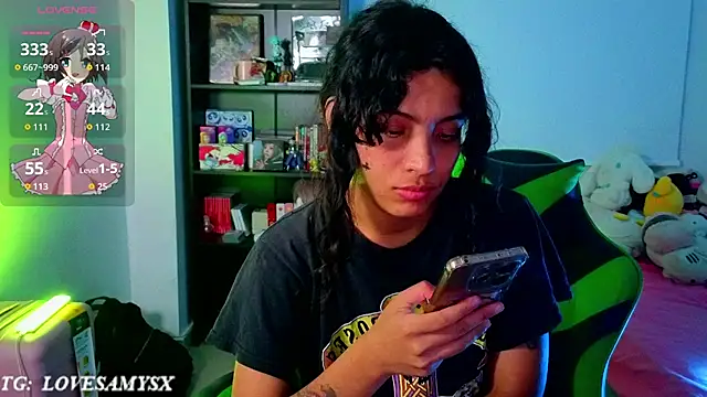 Snapshot of Lovelyamyy chatting on 07/15/26, 07:13 Lovelyamyy online show from 07/15/26, 07:13